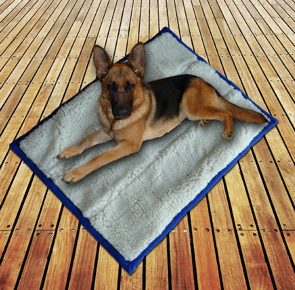 Good Sense Fleece & Sherpa Dog Bed - Image 2
