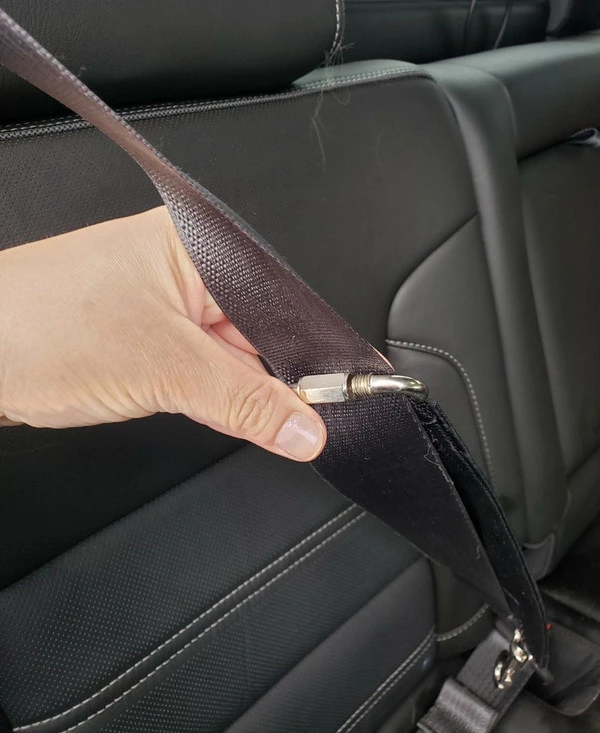 Service Dog Seat Belt Connector - Image 7