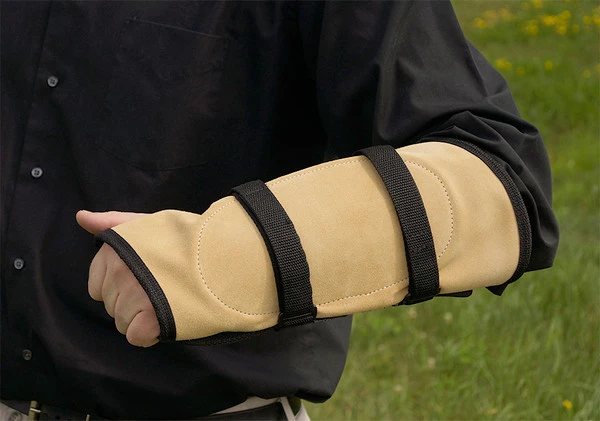 Suede Leather And Neoprene Gauntlet - Image 8